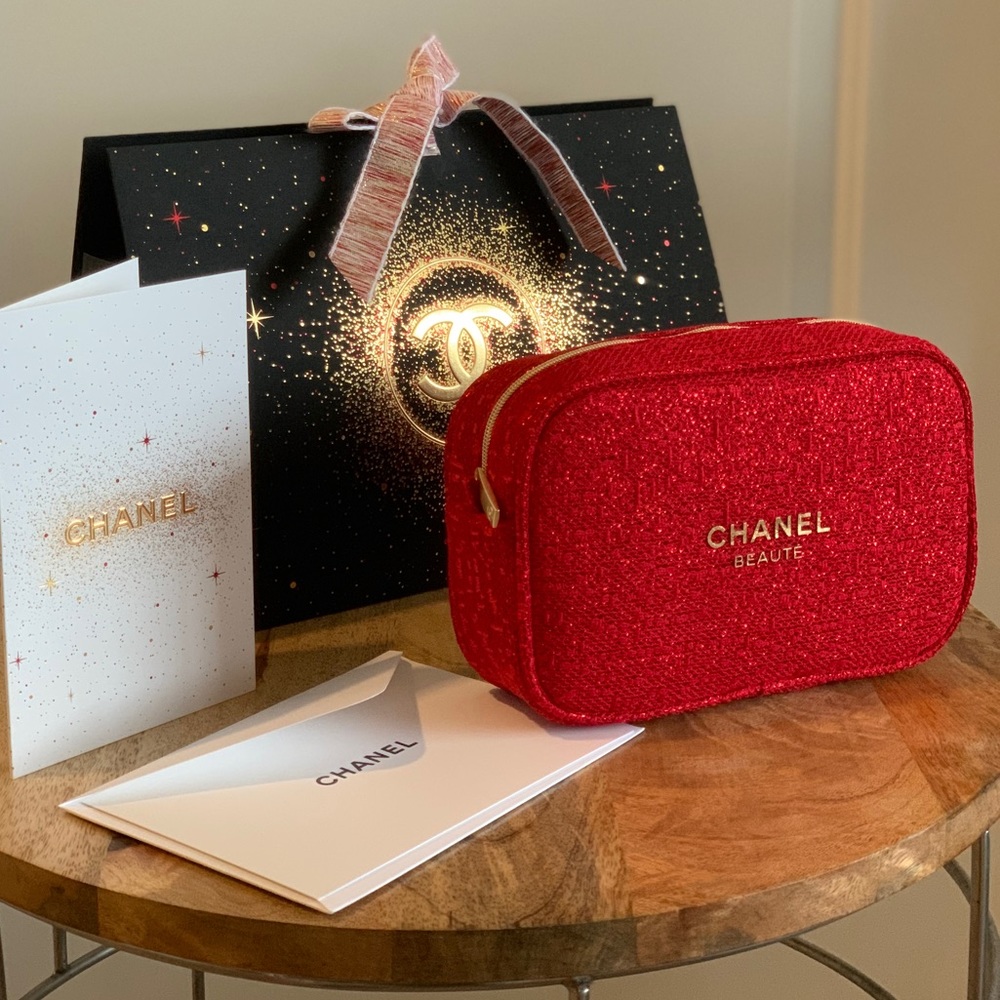 *Gift for Her* Chanel Tweed Red Pouch gift set